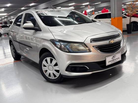 CHEVROLET ONIX 1.4 MPFI EFFECT 8V FLEX 4P MANUAL